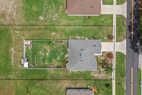 Casa en venta en Umatilla, Florida, 4 dormitorios, 150.32 m2 № 1775389 - foto 5