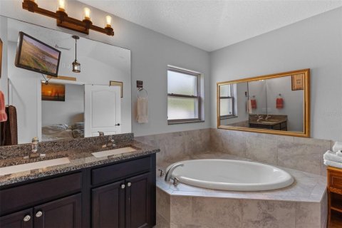 Casa en venta en Umatilla, Florida, 4 dormitorios, 150.32 m2 № 1775389 - foto 23