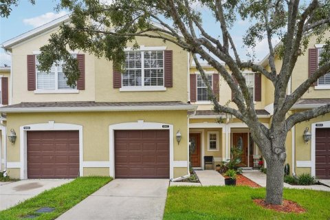 Adosado en venta en Apopka, Florida, 3 dormitorios, 169.73 m2 № 1795863 - foto 1