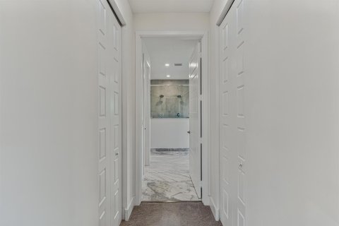 House in Parkland, Florida 5 bedrooms, 290.97 sq.m. № 2177428 - photo 26