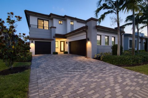 House in Parkland, Florida 5 bedrooms, 290.97 sq.m. № 2177428
