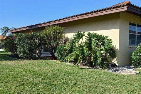 Villa ou maison à vendre à Bradenton, Floride: 2 chambres, 102.47 m2 № 1532952 - photo 6