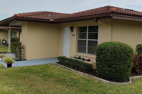 Villa ou maison à vendre à Bradenton, Floride: 2 chambres, 102.47 m2 № 1532952 - photo 1