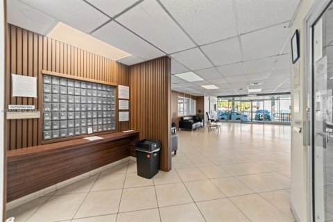 Снять в аренду кондоминиум в Норт-Майами-Бич, Флорида 1 спальня, 72.46м2, № 2018723 - фото 5