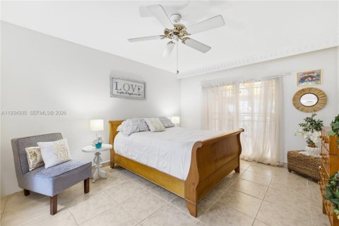 Villa ou maison à vendre à Miami Lakes, Floride: 3 chambres, 118.45 m2 № 1995630 - photo 20