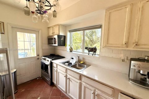 Copropriété à louer à Miami Beach, Floride: 2 chambres, 82.68 m2 № 2002290 - photo 9