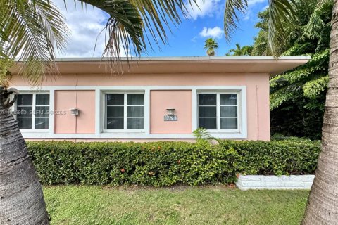 Copropriété à louer à Miami Beach, Floride: 2 chambres, 82.68 m2 № 2002290 - photo 17