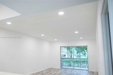 Condominio en venta en Margate, Florida, 2 dormitorios, 91.97 m2 № 1768603 - foto 6