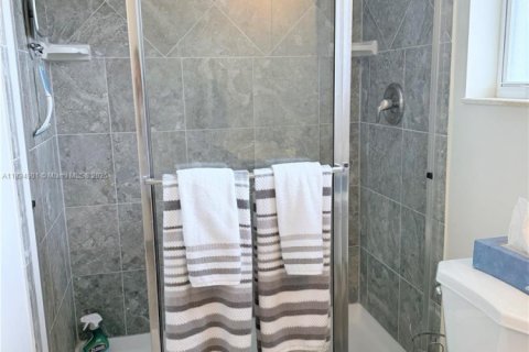 Copropriété à vendre à Pompano Beach, Floride: 1 chambre, 65.96 m2 № 1940621 - photo 23