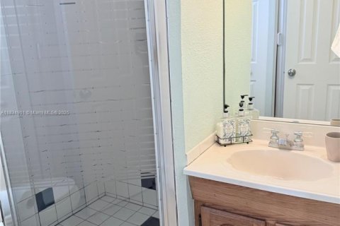 Copropriété à vendre à Pompano Beach, Floride: 1 chambre, 65.96 m2 № 1940621 - photo 20