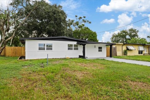 Villa ou maison à vendre à New Port Richey, Floride: 3 chambres, 102.19 m2 № 2412735 - photo 2