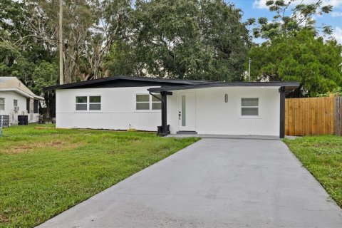 Villa ou maison à New Port Richey, Floride 3 chambres, 102.19 m2 № 2412735