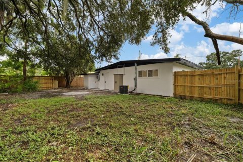 Villa ou maison à vendre à New Port Richey, Floride: 3 chambres, 102.19 m2 № 2412735 - photo 24