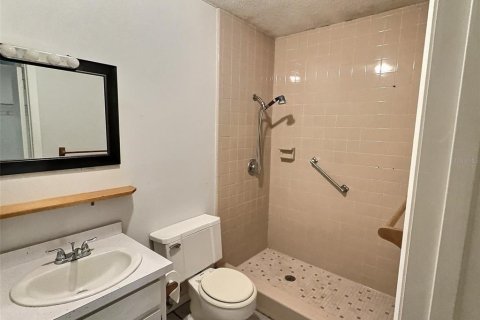 House in Sebring, Florida 3 bedrooms, 143.81 sq.m. № 1575308 - photo 12