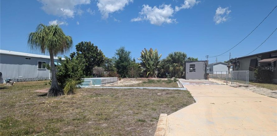 Land in Englewood, Florida № 2166141