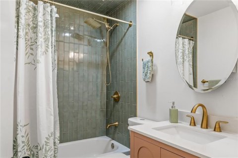 Villa ou maison à vendre à Kissimmee, Floride: 3 chambres, 135.82 m2 № 2319126 - photo 15