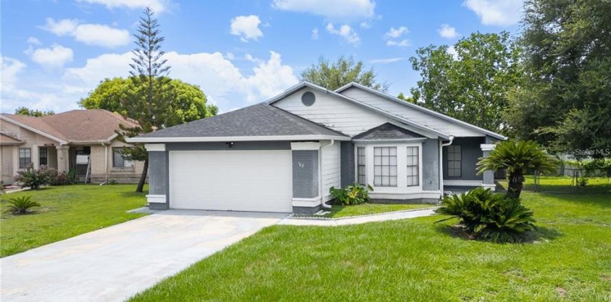 Villa ou maison à Kissimmee, Floride 3 chambres, 135.82 m2 № 2319126