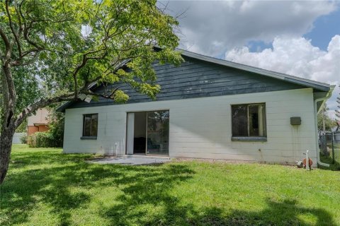 Villa ou maison à vendre à Kissimmee, Floride: 3 chambres, 135.82 m2 № 2319126 - photo 21