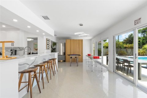 Купить виллу или дом в Холливуд, Флорида 7 спален, 370.68м2, № 2080852 - фото 7