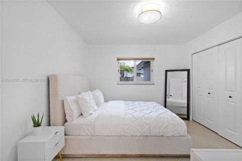 Купить виллу или дом в Холливуд, Флорида 7 спален, 370.68м2, № 2080852 - фото 23