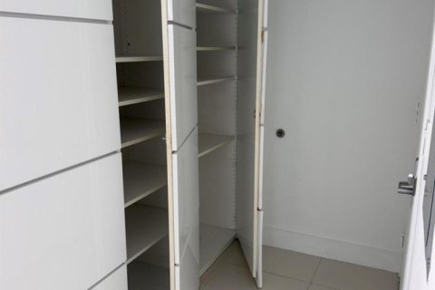 Copropriété à louer à Miami, Floride: 2 chambres, 108.51 m2 № 2169043 - photo 14