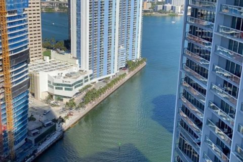 Condo à Miami, Floride, 2 chambres  № 2169043