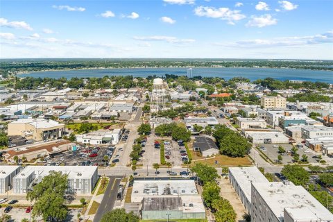 Commercial property in Winter Haven, Florida 401.8 sq.m. № 2213771 - photo 14