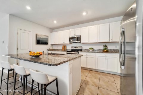 Villa ou maison à vendre à Zephyrhills, Floride: 4 chambres, 172.98 m2 № 2149354 - photo 3