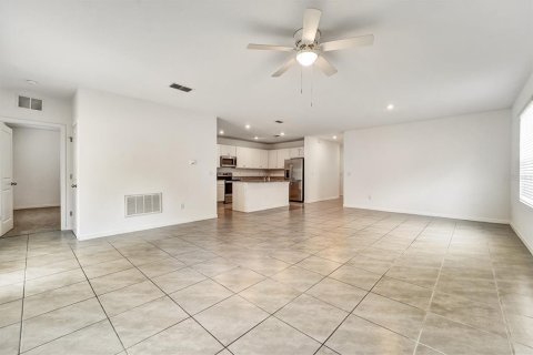 Villa ou maison à vendre à Zephyrhills, Floride: 4 chambres, 172.98 m2 № 2149354 - photo 9