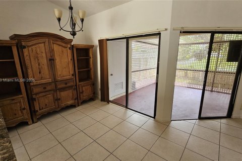 Townhouse in Homestead, Florida 3 bedrooms, 104.52 sq.m. № 1797653 - photo 24