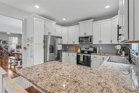 Casa en venta en Plant City, Florida, 5 dormitorios, 254.18 m2 № 2231238 - foto 13