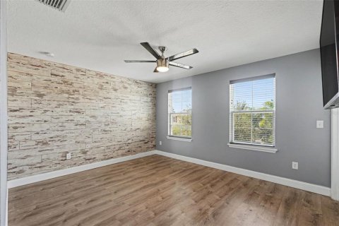 House in Riverview, Florida 4 bedrooms, 225.2 sq.m. № 2430903 - photo 20