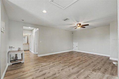 House in Riverview, Florida 4 bedrooms, 225.2 sq.m. № 2430903 - photo 19