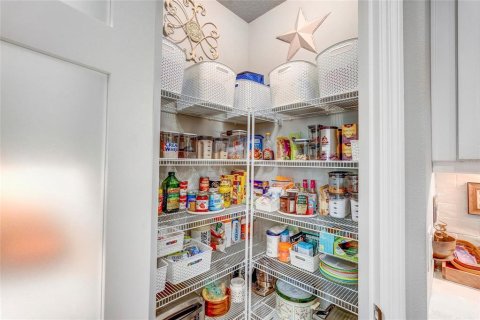 Купить виллу или дом в Сарасота, Флорида 11 комнат, 152.17м2, № 2113836 - фото 16