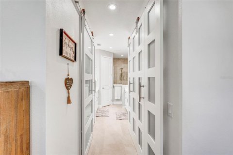 Купить виллу или дом в Сарасота, Флорида 11 комнат, 152.17м2, № 2113836 - фото 26