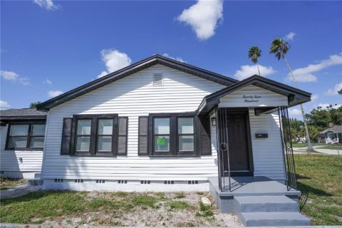 Casa en Saint Petersburg, Florida 3 dormitorios, 113.53 m2 № 2371888