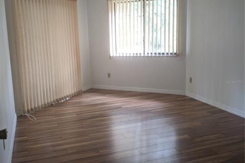 Condo in Palm Coast, Florida, 2 bedrooms  № 2393481 - photo 16