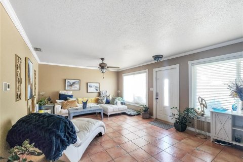House in Punta Gorda, Florida 3 bedrooms, 157.75 sq.m. № 2200225 - photo 3
