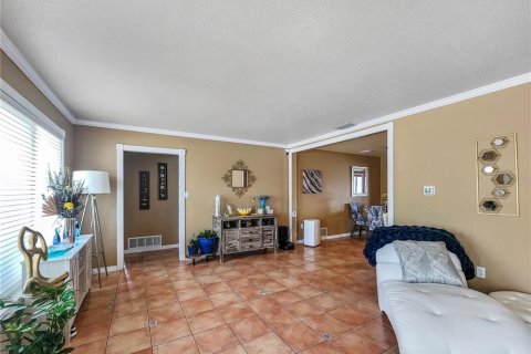 House in Punta Gorda, Florida 3 bedrooms, 157.75 sq.m. № 2200225 - photo 4