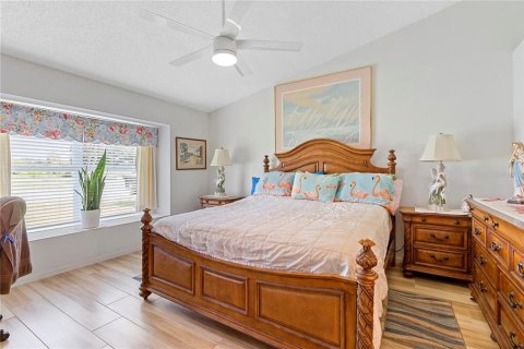 Condo in Sun City Center, Florida, 2 bedrooms  № 1847435 - photo 20