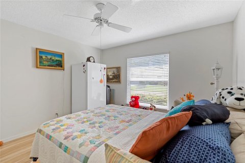 Condo in Sun City Center, Florida, 2 bedrooms  № 1847435 - photo 26