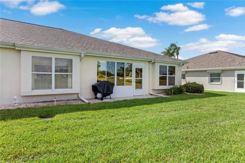 Condo in Sun City Center, Florida, 2 bedrooms  № 1847435 - photo 4
