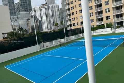 Condominio en alquiler en Miami, Florida, 2 dormitorios, 89.93 m2 № 1936112 - foto 5