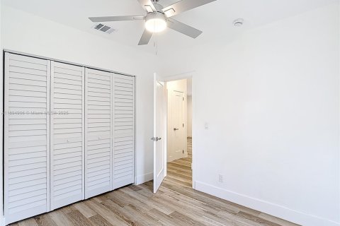 Casa en venta en North Miami, Florida, 3 dormitorios № 1949294 - foto 21