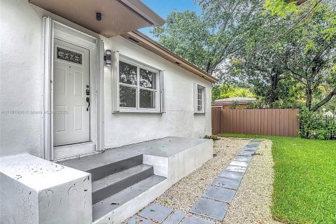 Casa en venta en North Miami, Florida, 3 dormitorios № 1949294 - foto 6