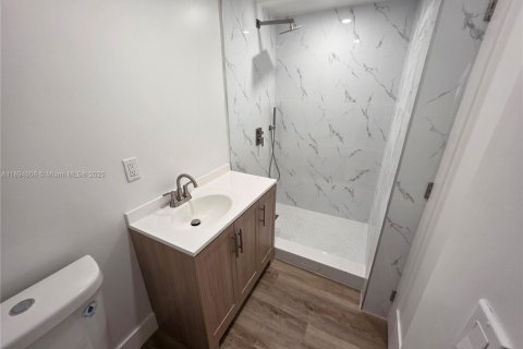 Casa en venta en North Miami, Florida, 3 dormitorios № 1949294 - foto 26