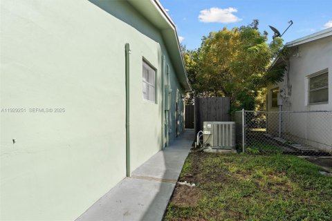 Villa ou maison à louer à Sunrise, Floride: 1 chambre, 65.03 m2 № 1994201 - photo 10