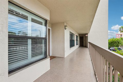 Copropriété à vendre à South Pasadena, Floride: 2 chambres, 103.59 m2 № 2356416 - photo 3