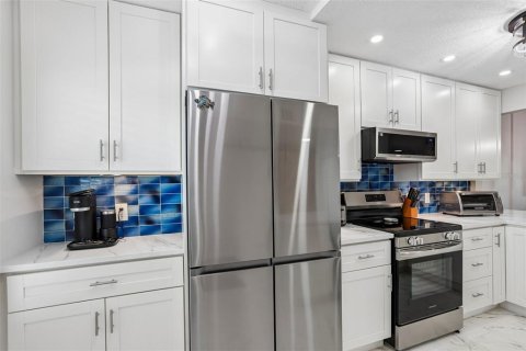 Copropriété à vendre à South Pasadena, Floride: 2 chambres, 103.59 m2 № 2356416 - photo 8