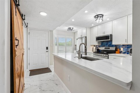 Copropriété à vendre à South Pasadena, Floride: 2 chambres, 103.59 m2 № 2356416 - photo 7